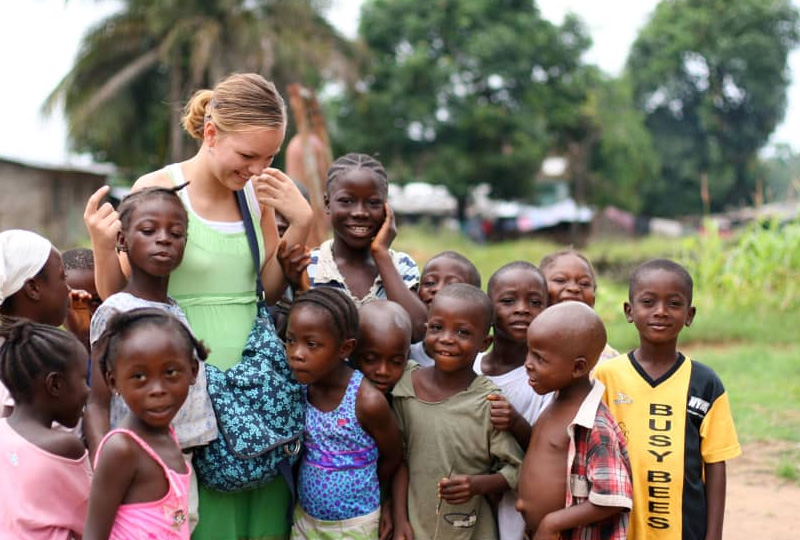 what to expect when volunteering with children in tanzania